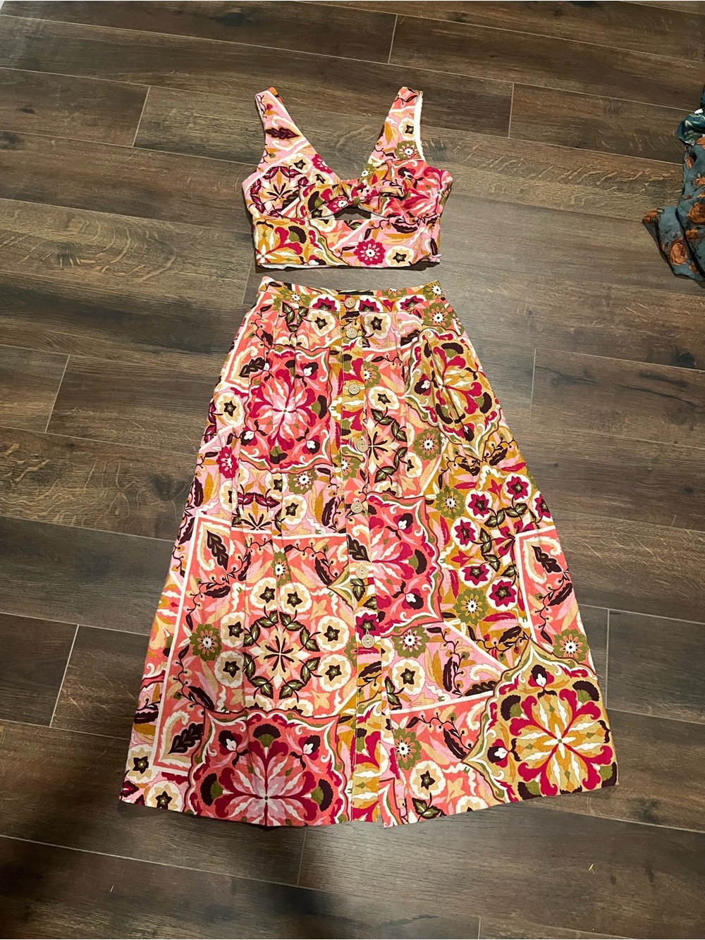 ZARA Printed Rustic Two Piece Set Knotted Crop Top Button Front Midi Skirt Boho